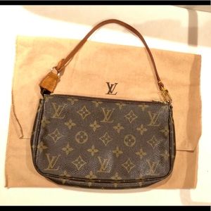 Louis Vuitton Pouchette w/small strap